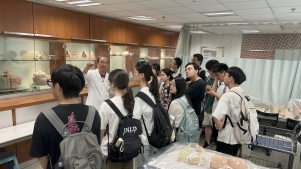 Zhejiang University Delegation Visits HKBU