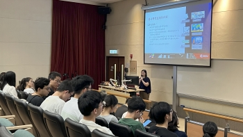 Zhejiang University Delegation Visits HKBU